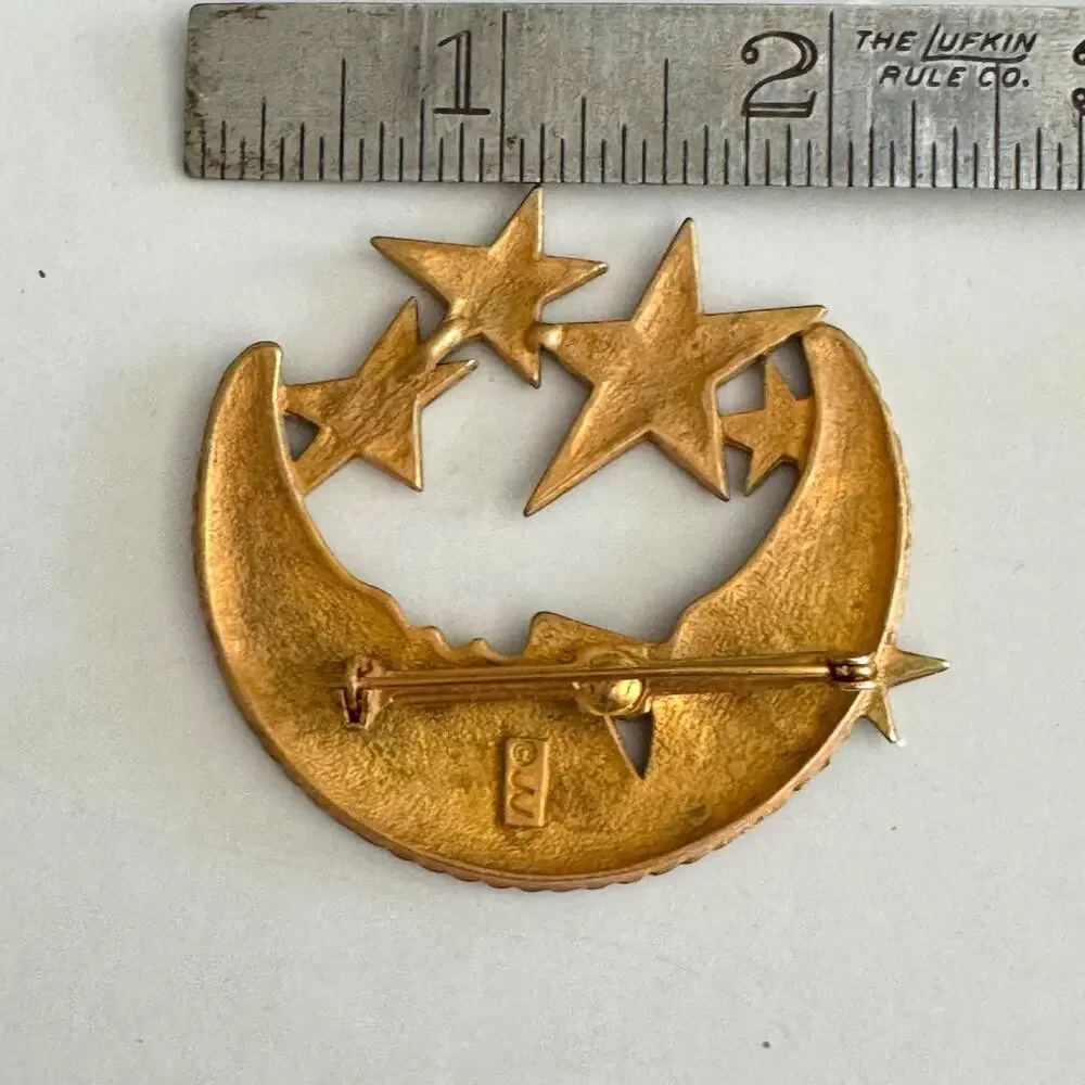 Vintage Jonette Jewelry “Man on the Moon” Costume Gold Tone JJ Signed Brooch 2”